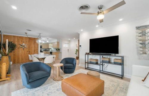 Chic Coastal - Heated Pool per request, Near PGA & Everything! - Foto 26