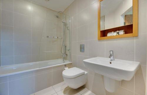 Fenwick Chambers - By Week2Week - Foto 18