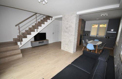 Dom w głębi lasu - Foto 5