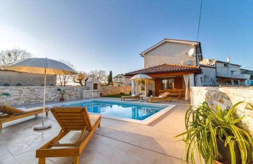 Villa NIMA - Holiday house with private pool - Foto 8