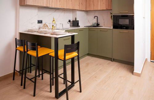 Luxury Apartment near Madrid, Airport, IFEMA, City Center - Photo 10