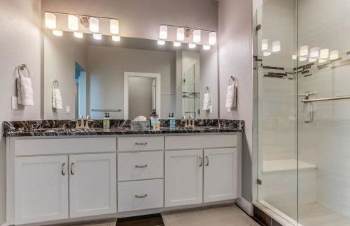 Modern And Spacious Townhouse Blocks from Downtown - Foto 33