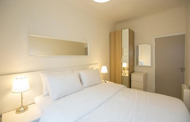 St Stephen's Green District-1 - Photo 15