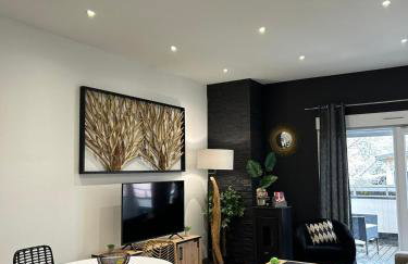 Black&White Home-by So'SerenityHome-Balcon-Parking - Foto 11
