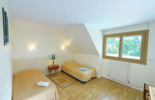 Villa spacieuse à Concarneau avec piscine privée - Photo 11