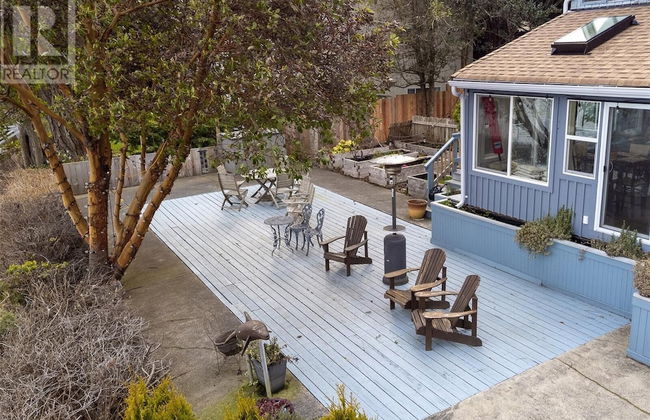 Salty Towers Oceanfront Cottages - Foto 18