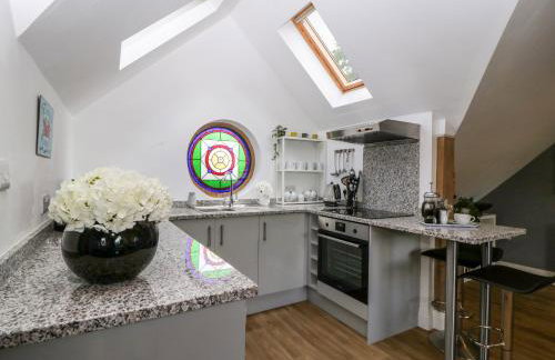 The Coach House - Photo 19