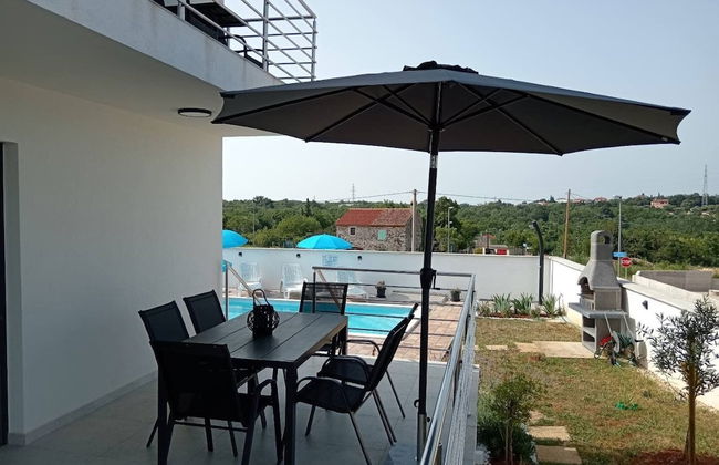 Noel - With Private Pool - A1-prizemlje - Photo 39