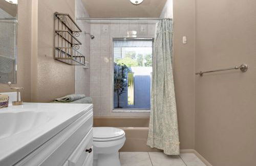 Pet Friendly Canal Front 3-Bedroom Grand Villa with Pool, Linai and Dock - Foto 26