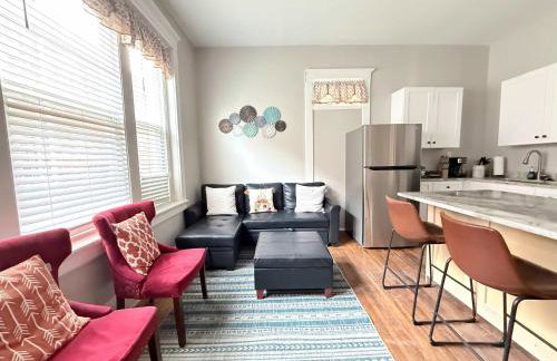 Grand Carytown 5BR FAN HOME fully fenced - Foto 29