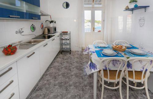 Beach Apartment Bacvice - Foto 10