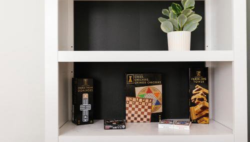 "The Dawning House" - Peaceful Modern Stay w/ Yard - Foto 3