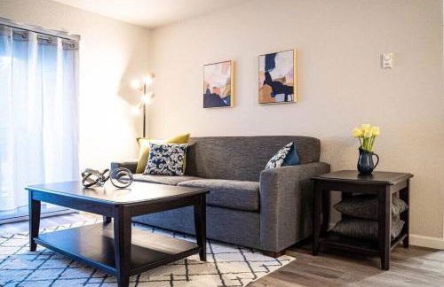 Modern Cozy next to Microsoft, Queen Bed, Parking - Foto 11