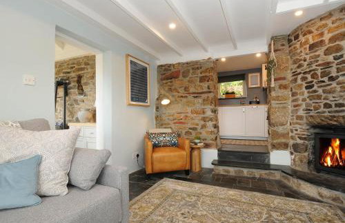 Rose Cottage - Photo 6