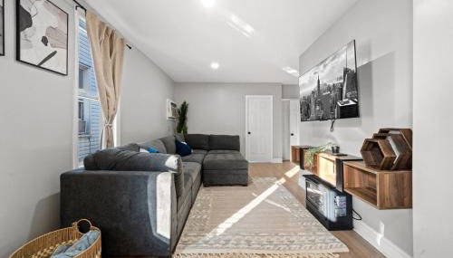 Spacious Luxe Stay Sleeps 16 20 Min to NYC - Foto 2