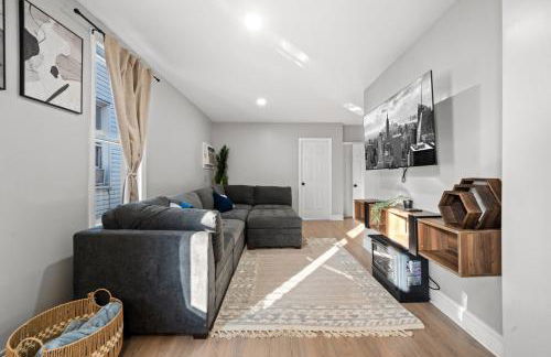 Spacious Luxe Stay Sleeps 16 20 Min to NYC - Foto 2