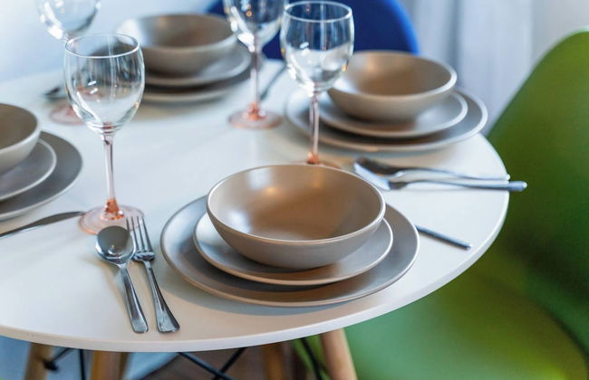 Sleek and Cozy 1BR Resorts World Nearby - Foto 15