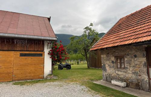 Kuća za odmor DIKKA Brušane Lika - Photo 12