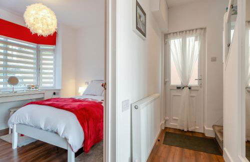 The Laurels - Photo 10