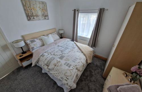 Viaduct View - Cefn Coed - Photo 19