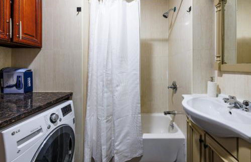 Discover the Comfort of Columbia University Area-4 - Photo 7