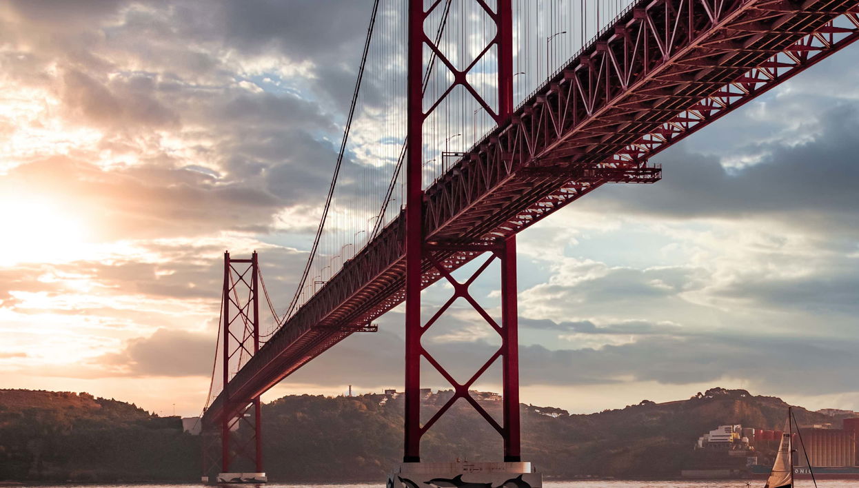 Balade en voilier au coucher de soleil