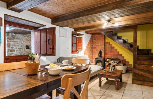 Holiday Home Berghütte mit Terrasse- Kamin und Jacuzzi by Interhome - Foto 45