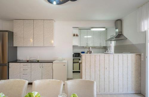 Apartmani Marelic - Sun Beach - Photo 12