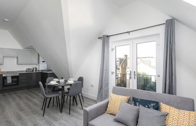 Skyvillion -vineyard Court- Enfield 1bed With Balcony - Photo 15