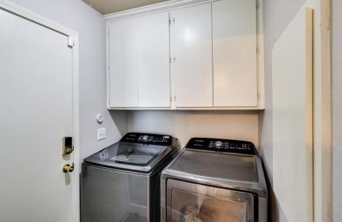 Outdoor Entertaining Space Family Henderson Home - Foto 26