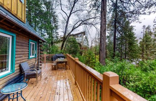 Harris Lakeview Cabin - Photo 8