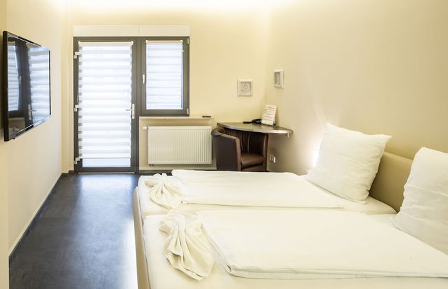 Nomad Serviced Apartments - Photo 39