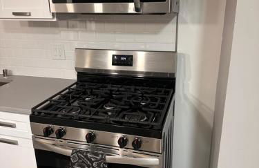 Warm and Welcoming - Photo 10