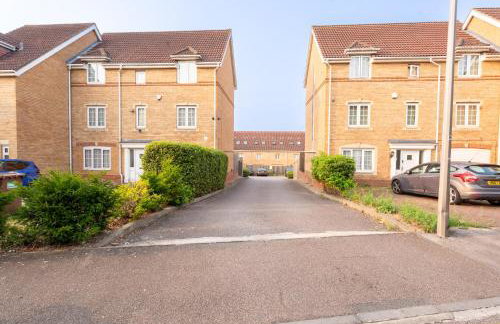 Pristine Purfleet Newly Renovated 2Bed, 2Bath - Photo 19