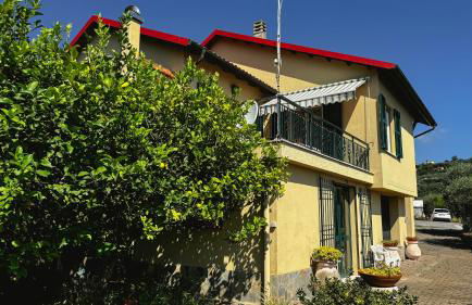 Villa in collina con vista mozzafiato su Noli - Photo 5