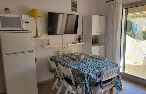 Maison de vacances, sejour cuisine climatisation, residence MAS DE LA PLAGE 1, terrasse Sud degagee 4 couchages Portiragnes LRMP77 - Foto 7