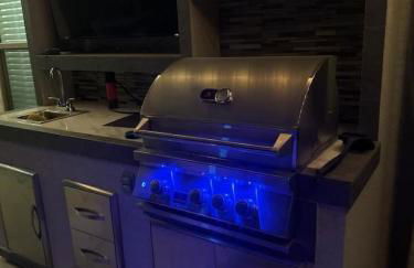 Luxury 5BR Maricopa Home with Private Heated Pool and Year Round Hot Tub - Photo 49