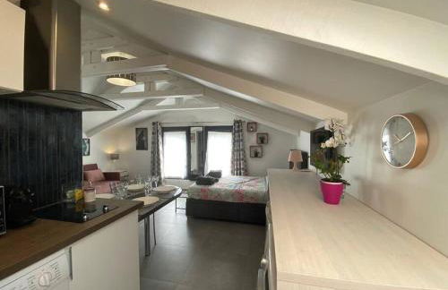 Le Perchoir Tassin - Clim & Proche Campus du numérique - Foto 3