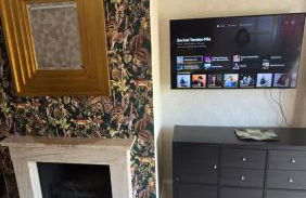 Luxurious Holiday Home in Benahavis - Photo 3