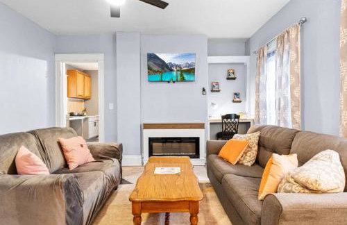 3BR Family Home • 1 mile to Niagara Falls USA - Foto 10