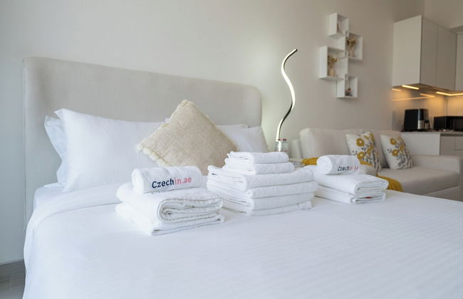 Brand New & Modern Studio JVC - Photo 18