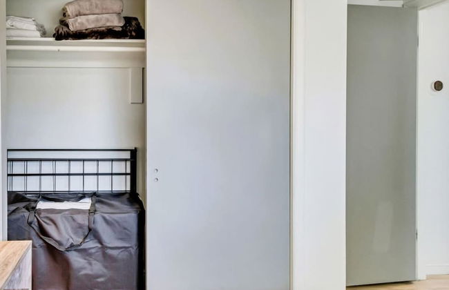 Charming 2BR w King Queen Close to SLC - Foto 21