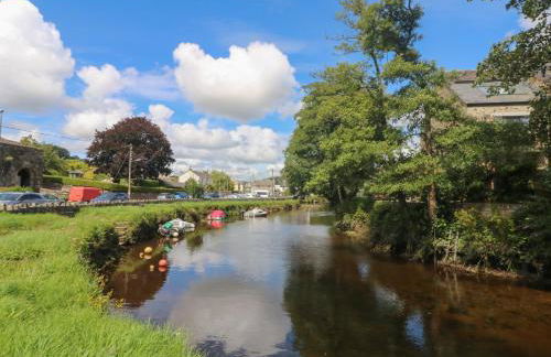 Riverview - Photo 37