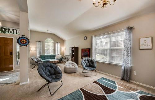 Heart of Grand Prairie 4BD with Pool & Game Room - Foto 8