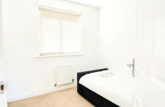 Modern 4-Bed Home, Tranent - Foto 15