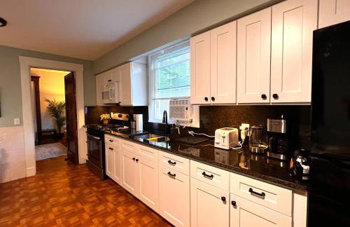 Comfortable and Tranquil -1st Fl - Photo 6