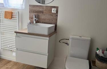 Les meublés de Louis-Marie, 2 appartements indépendants pour 4 personnes, 8 personnes au total, proche du Puy du Fou - Foto 14