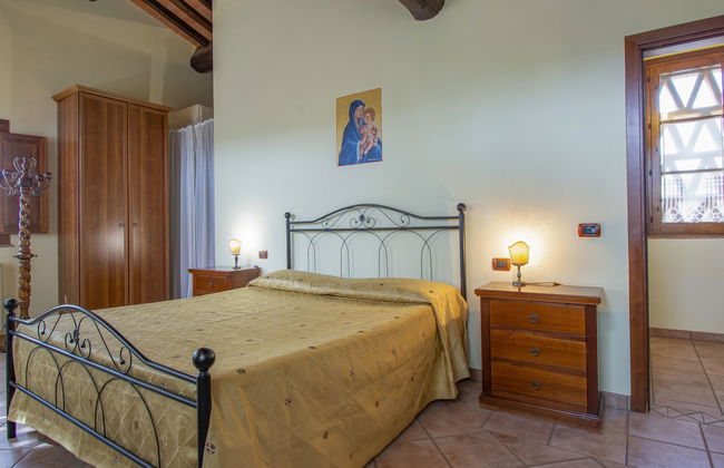 2 bedroom House in Certaldo with private pool and garden - Photo 13