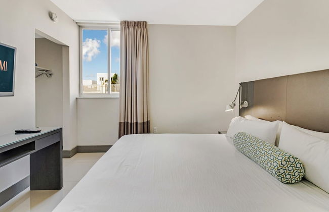 Roami at Habitat Brickell - Photo 42