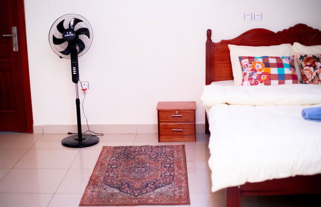 Inviting 6-bedrooms Apartment in Kigali - Foto 1